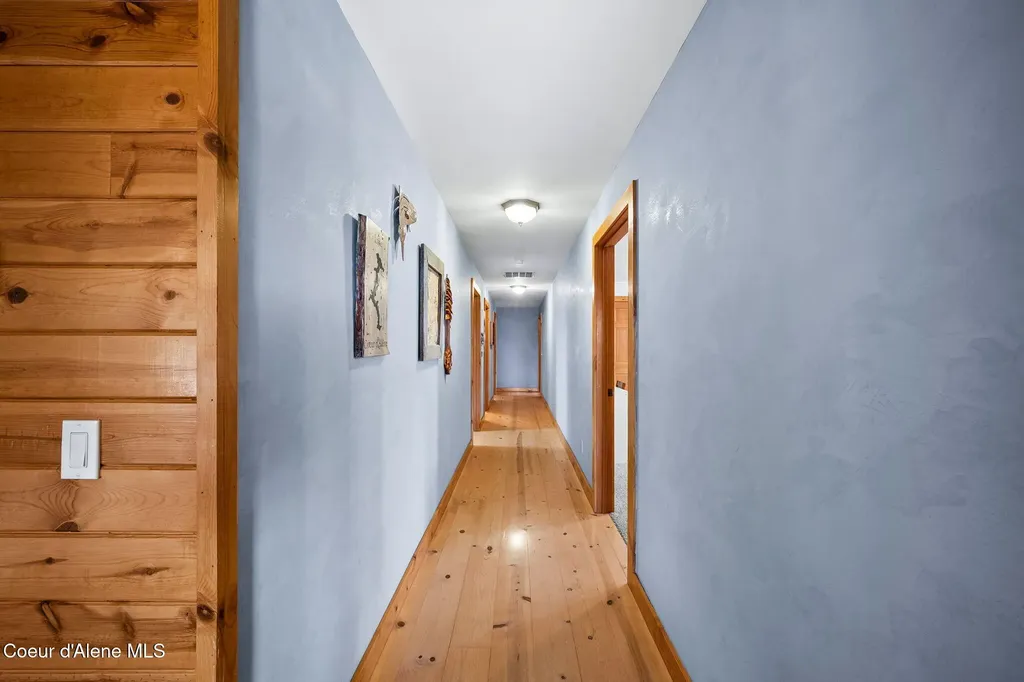 6918 E Garwood Road Hayden ID 83835