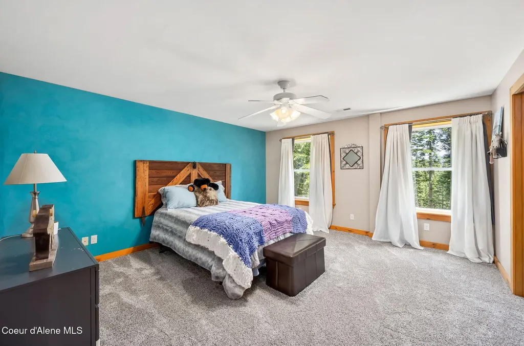 6918 E Garwood Road Hayden ID 83835