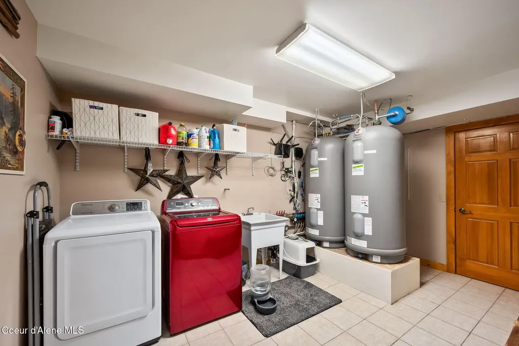 6918 E Garwood Road Hayden ID 83835