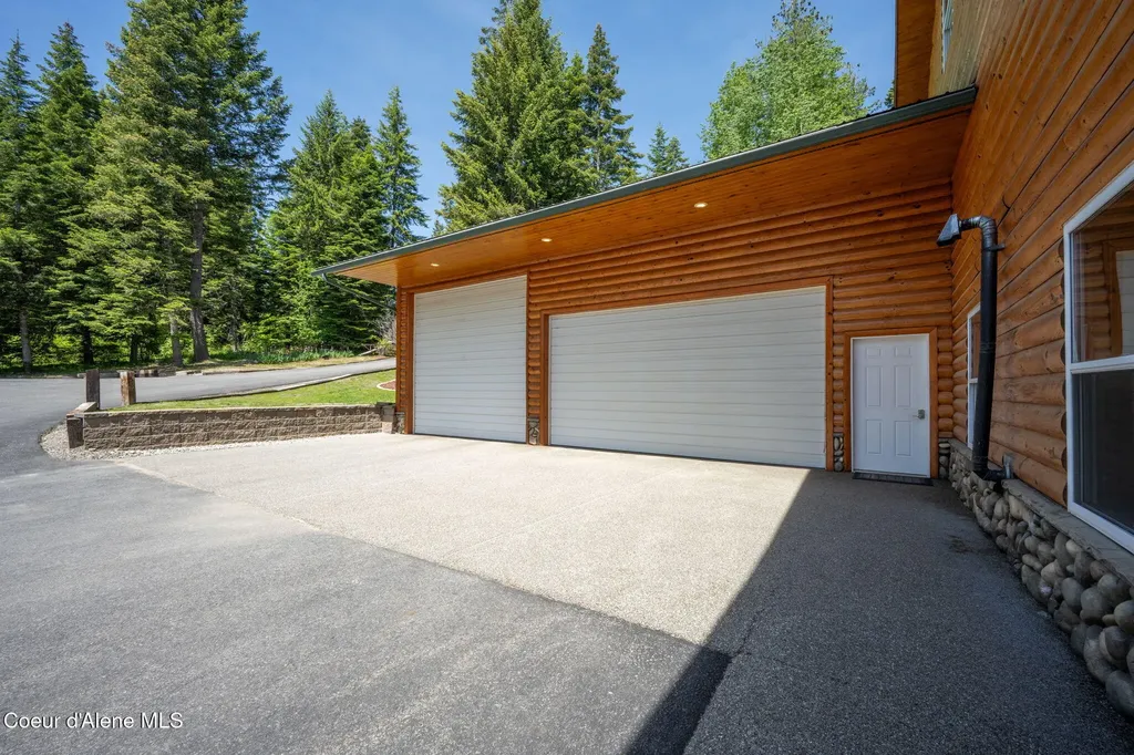 6918 E Garwood Road Hayden ID 83835