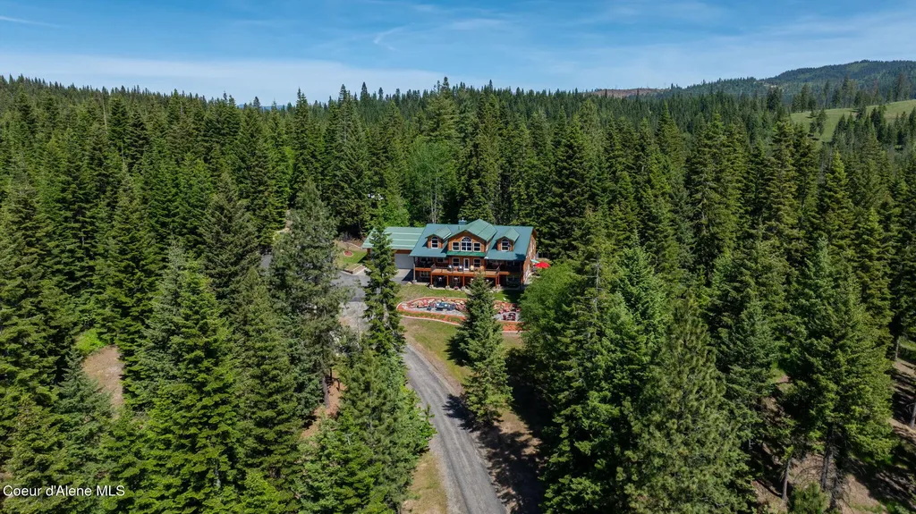 6918 E Garwood Road Hayden ID 83835