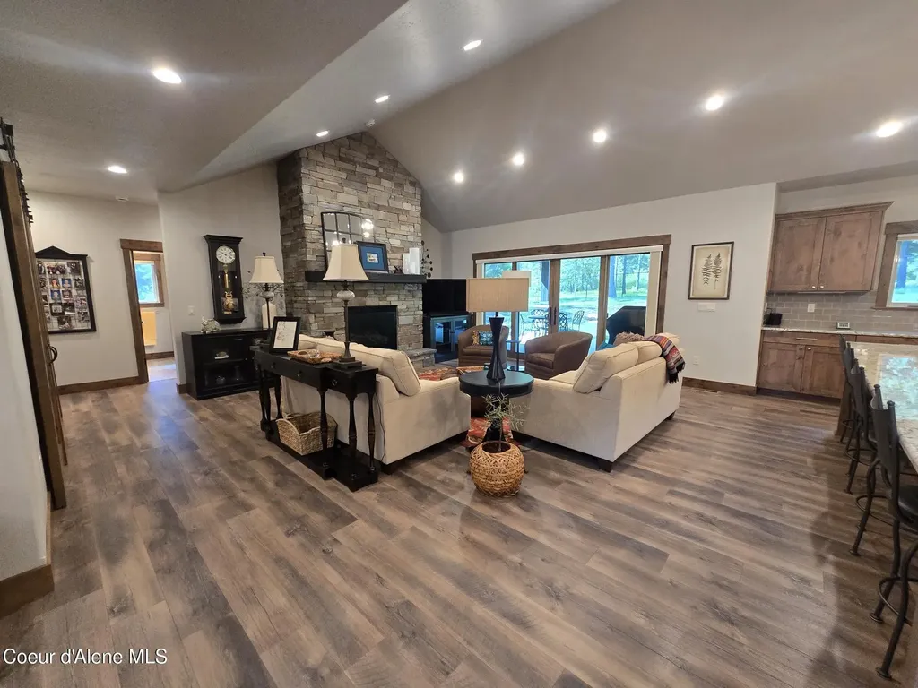 12552 N Walden Loop Rathdrum ID 83858