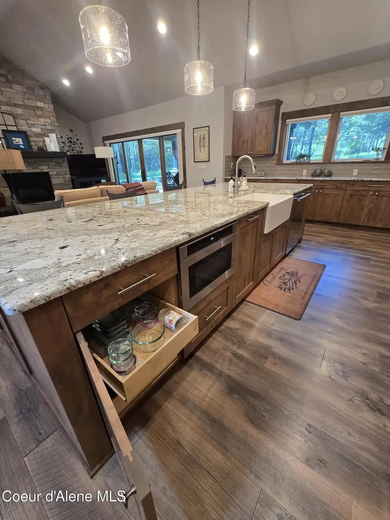 12552 N Walden Loop Rathdrum ID 83858