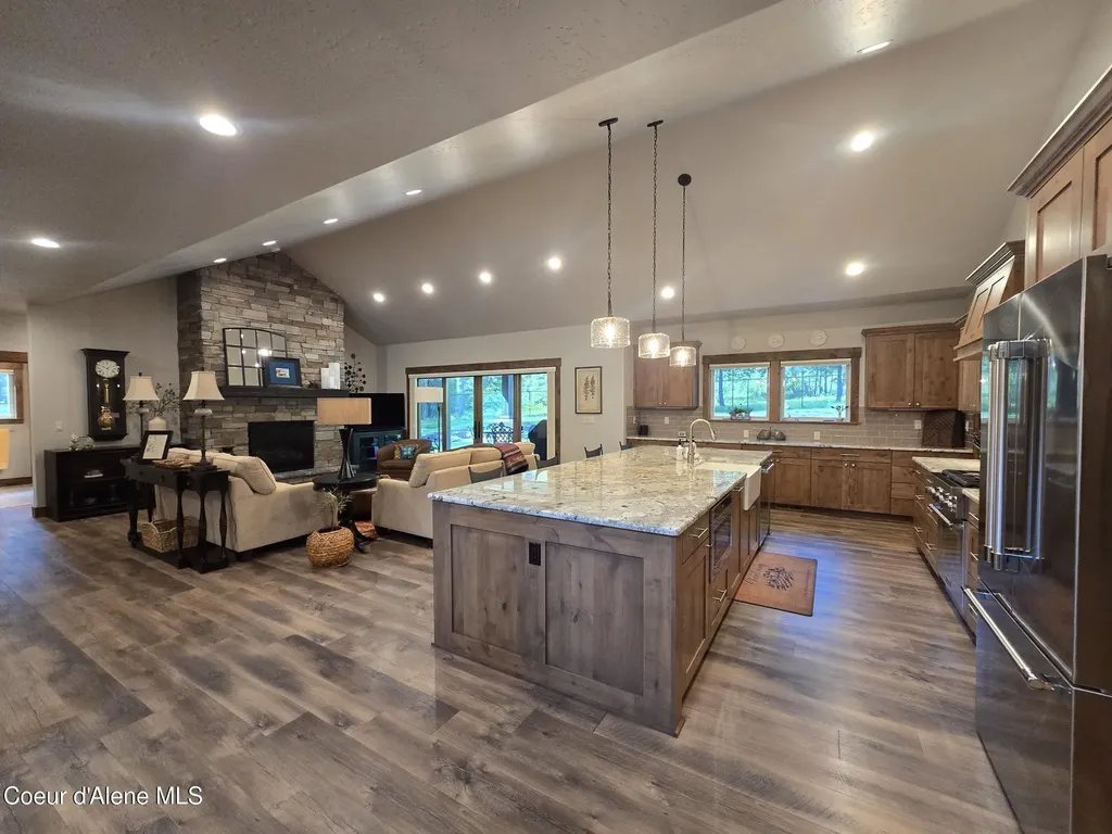 12552 N Walden Loop Rathdrum ID 83858