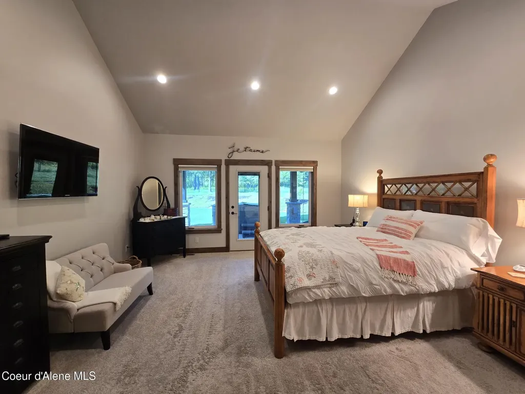 12552 N Walden Loop Rathdrum ID 83858