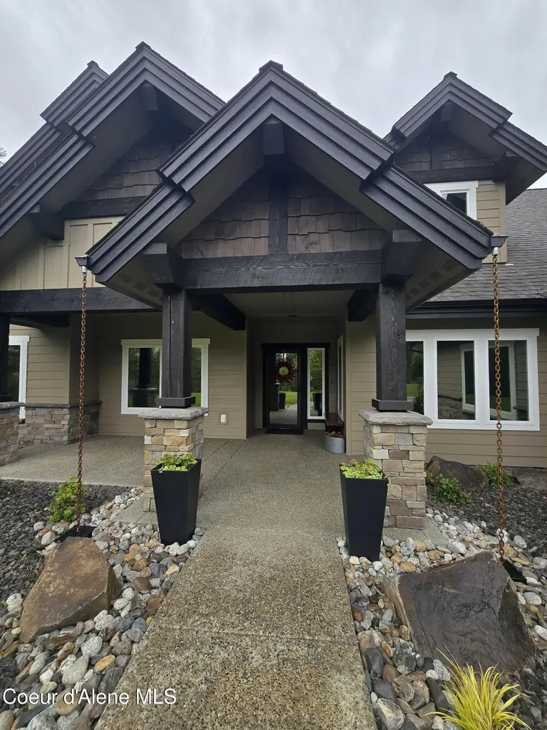 12552 N Walden Loop Rathdrum ID 83858