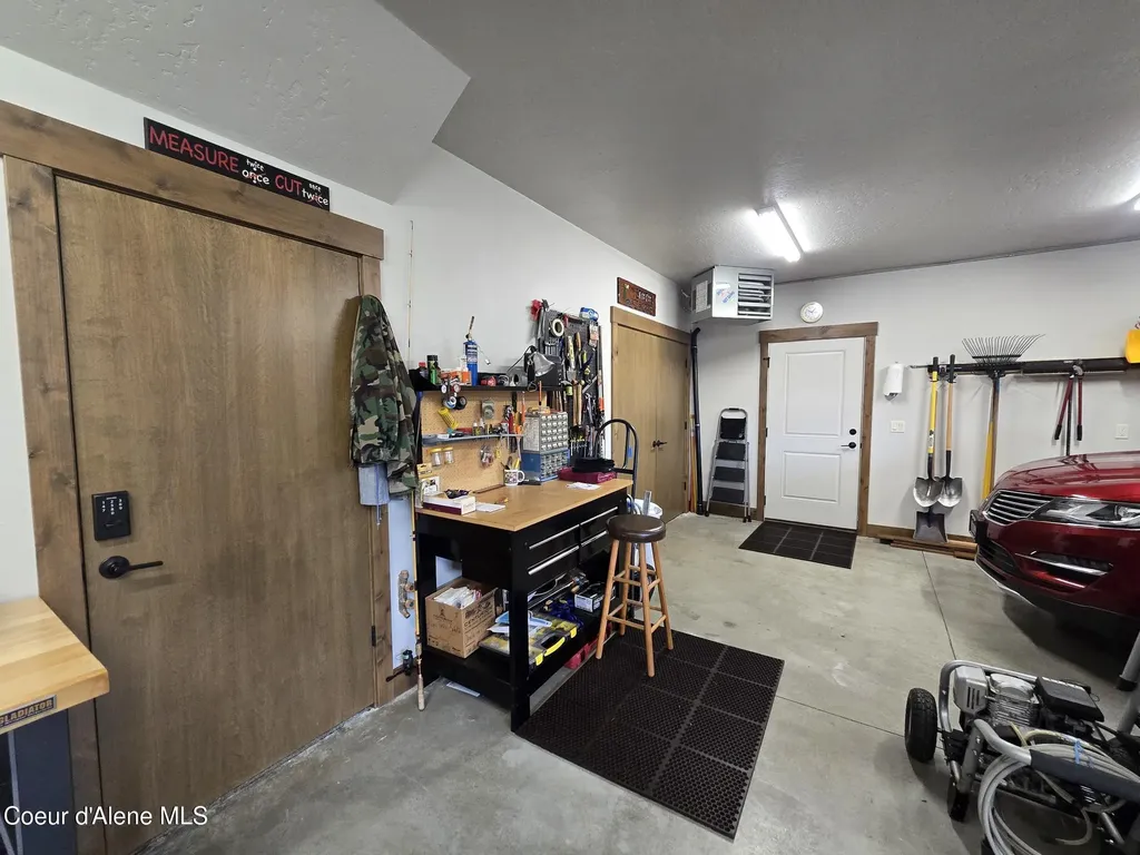 12552 N Walden Loop Rathdrum ID 83858