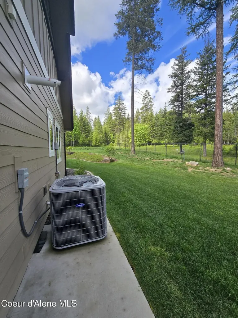 12552 N Walden Loop Rathdrum ID 83858