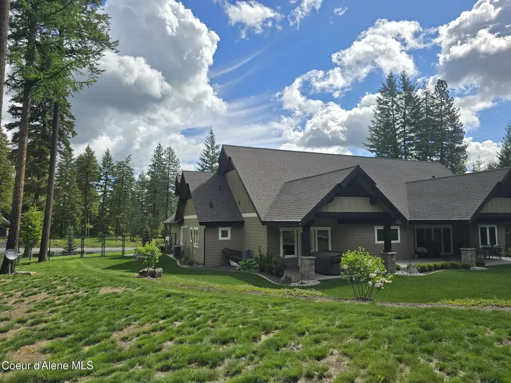12552 N Walden Loop Rathdrum ID 83858