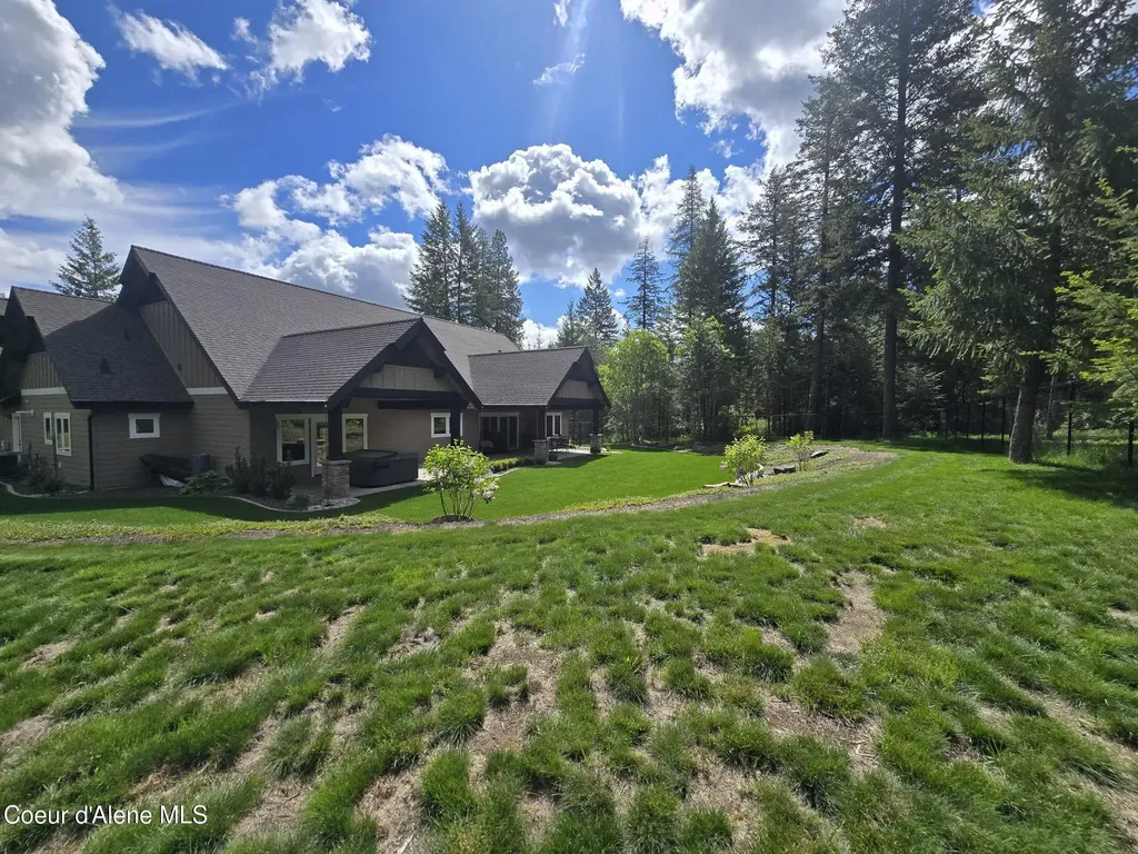 12552 N Walden Loop Rathdrum ID 83858