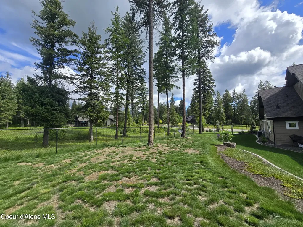 12552 N Walden Loop Rathdrum ID 83858