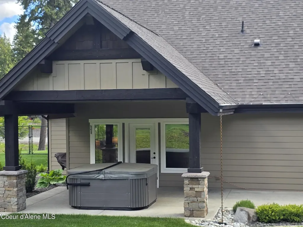 12552 N Walden Loop Rathdrum ID 83858