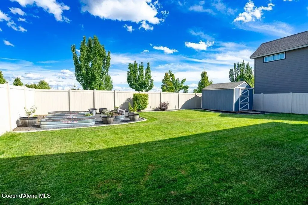 4631 E Alopex Lane Post Falls ID 83854