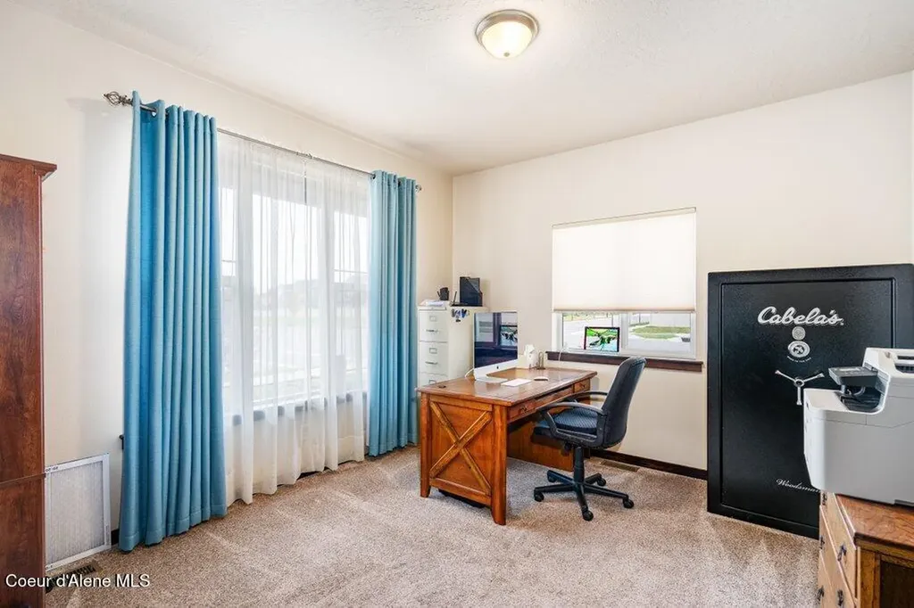 4631 E Alopex Lane Post Falls ID 83854
