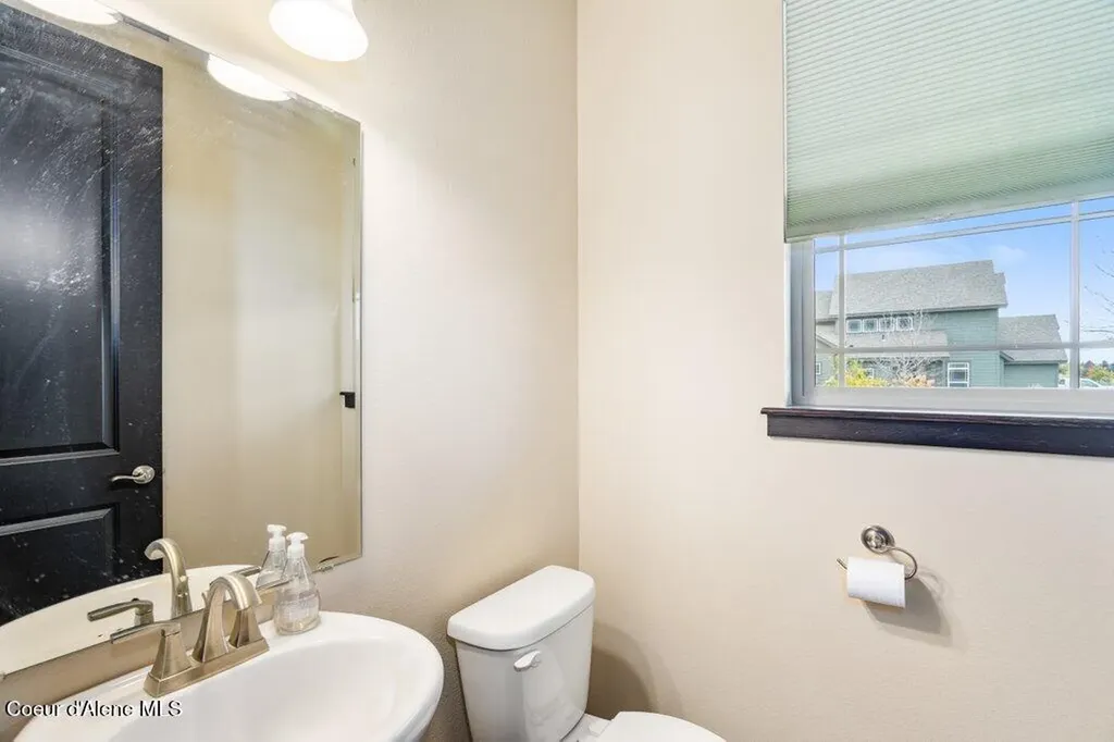 4631 E Alopex Lane Post Falls ID 83854