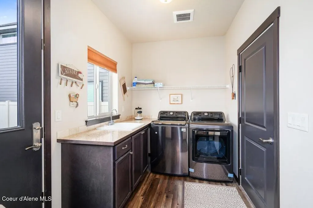 4631 E Alopex Lane Post Falls ID 83854