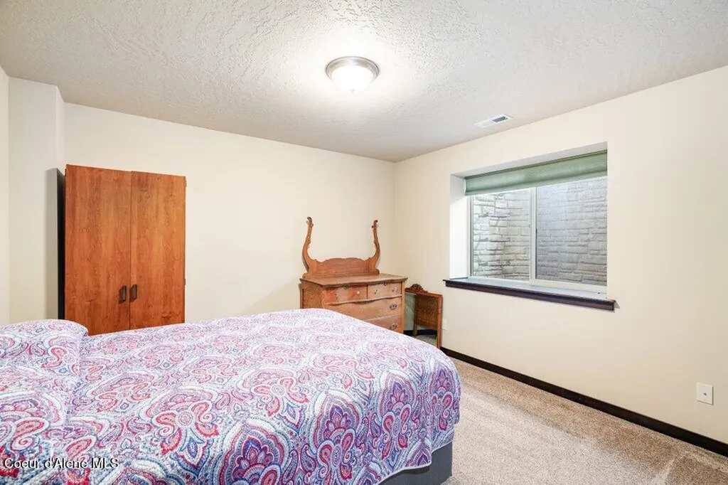 4631 E Alopex Lane Post Falls ID 83854