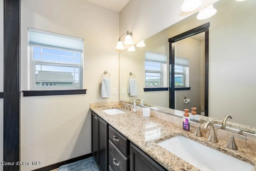 4631 E Alopex Lane Post Falls ID 83854