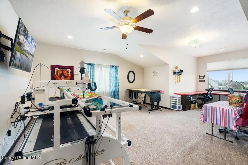 4631 E Alopex Lane Post Falls ID 83854
