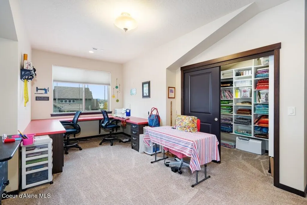 4631 E Alopex Lane Post Falls ID 83854