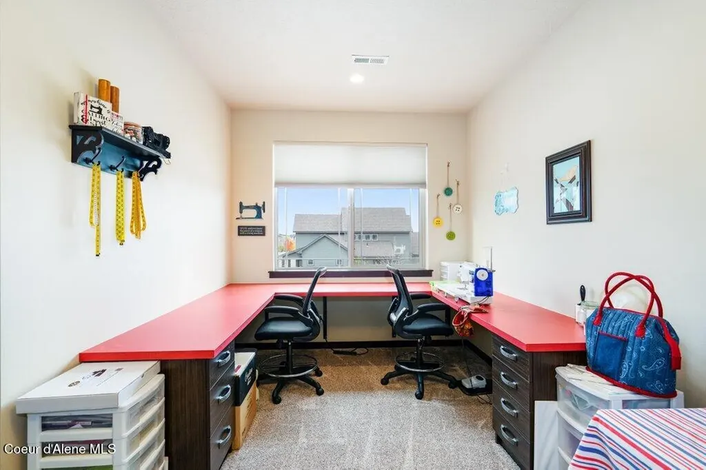 4631 E Alopex Lane Post Falls ID 83854