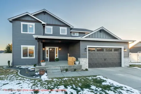 1096 E Sleeping Deer Avenue Hayden ID 83835