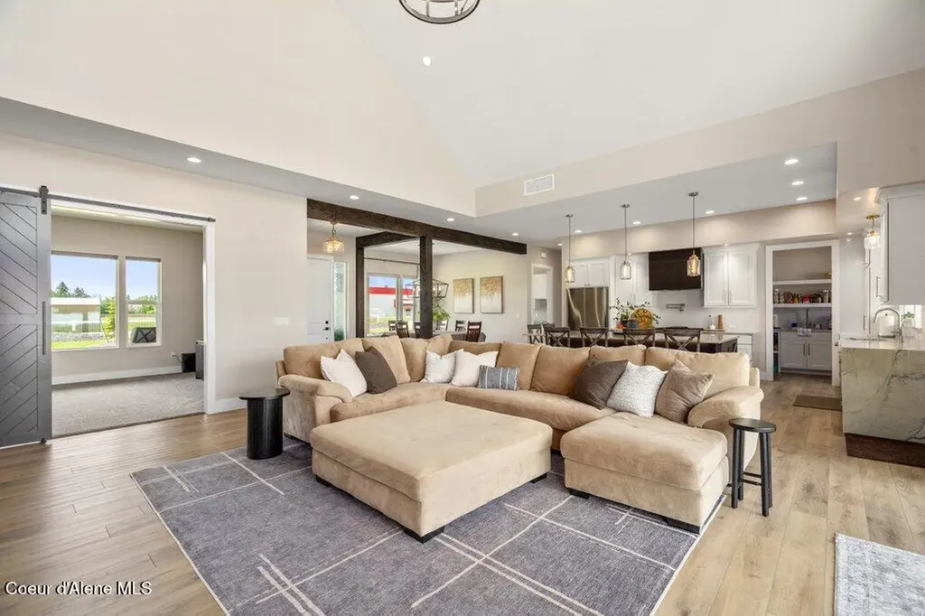 1831 E Dalton Avenue Dalton Gardens ID 83815