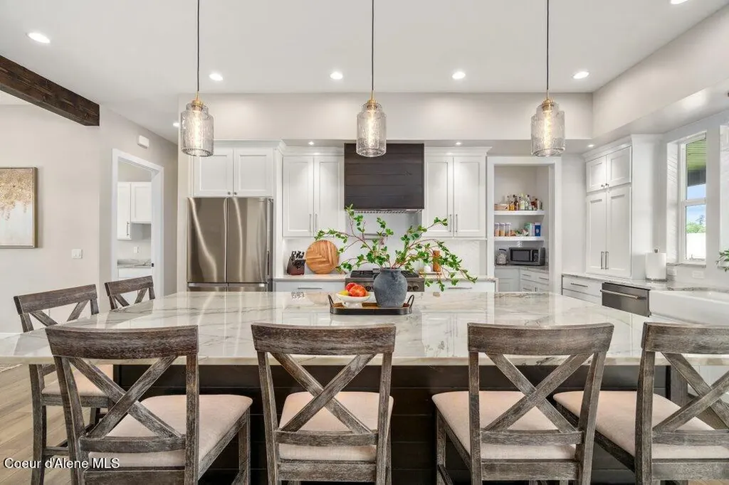 1831 E Dalton Avenue Dalton Gardens ID 83815