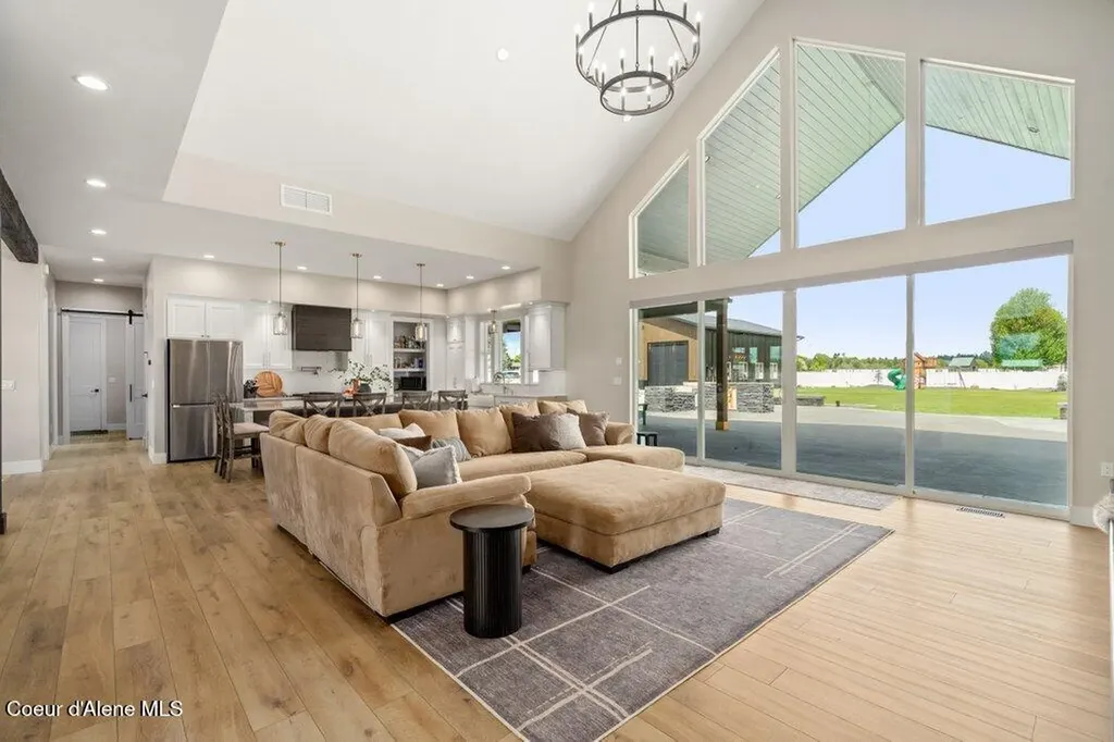 1831 E Dalton Avenue Dalton Gardens ID 83815