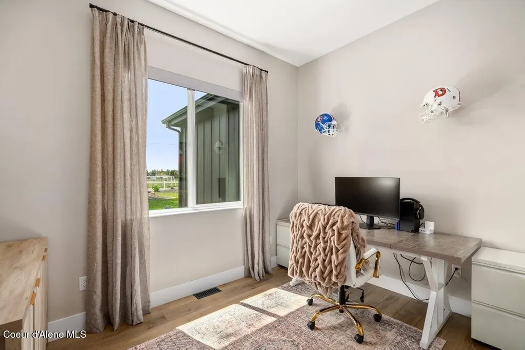 1831 E Dalton Avenue Dalton Gardens ID 83815