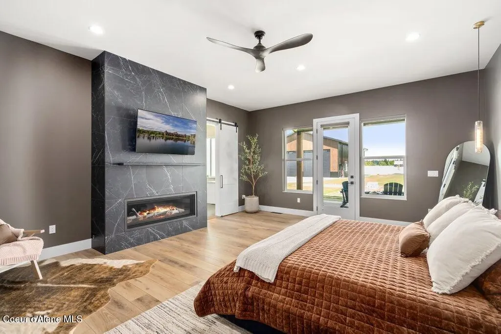 1831 E Dalton Avenue Dalton Gardens ID 83815