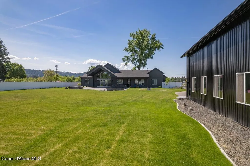 1831 E Dalton Avenue Dalton Gardens ID 83815