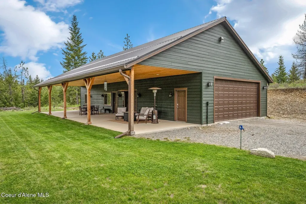 29264 N Ramsey Road Athol ID 83801