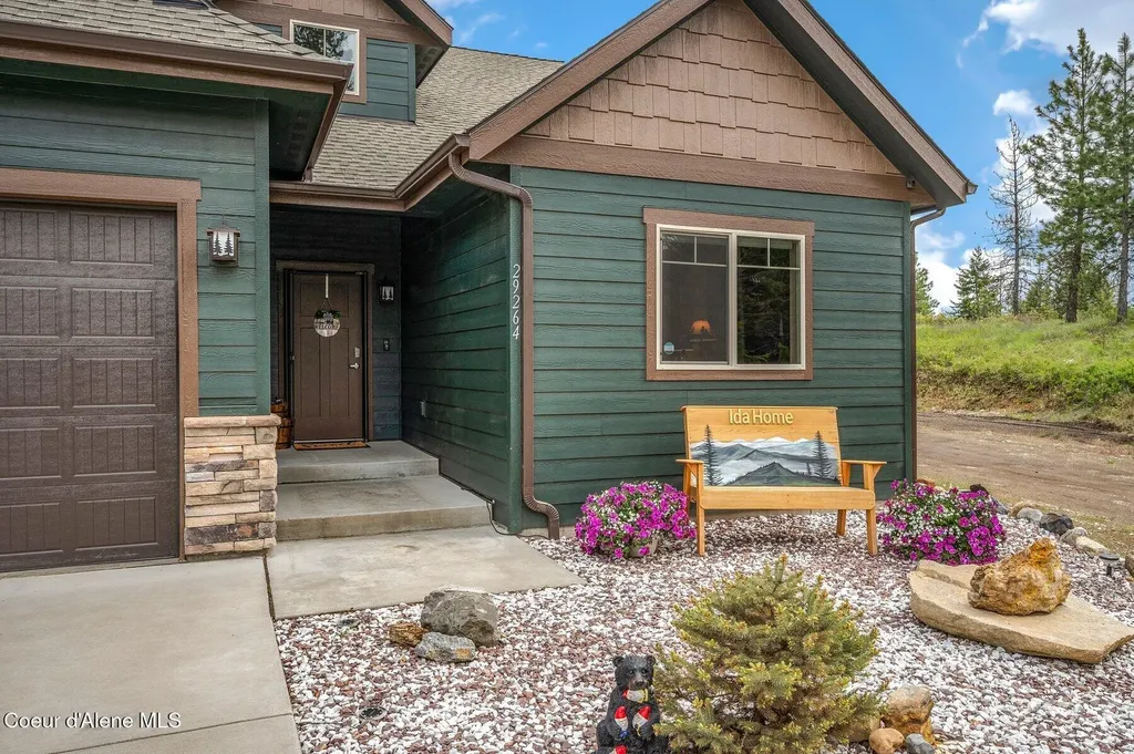 29264 N Ramsey Road Athol ID 83801