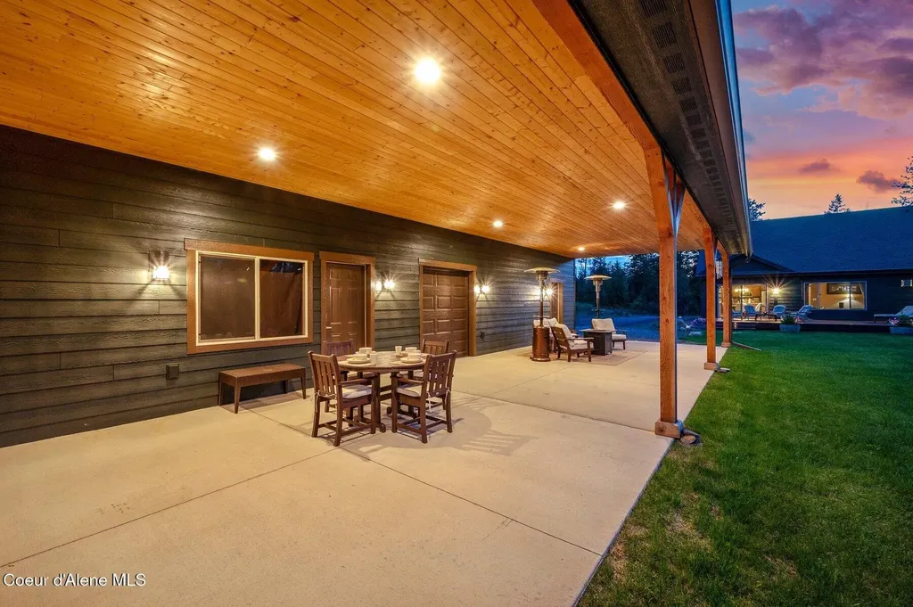 29264 N Ramsey Road Athol ID 83801