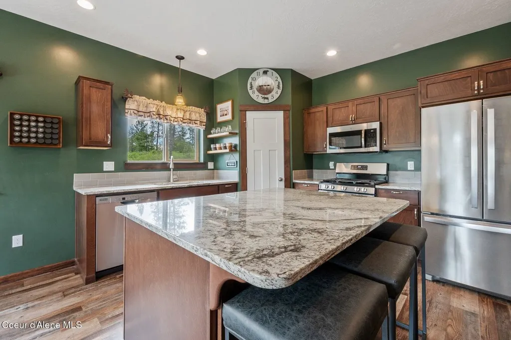 29264 N Ramsey Road Athol ID 83801