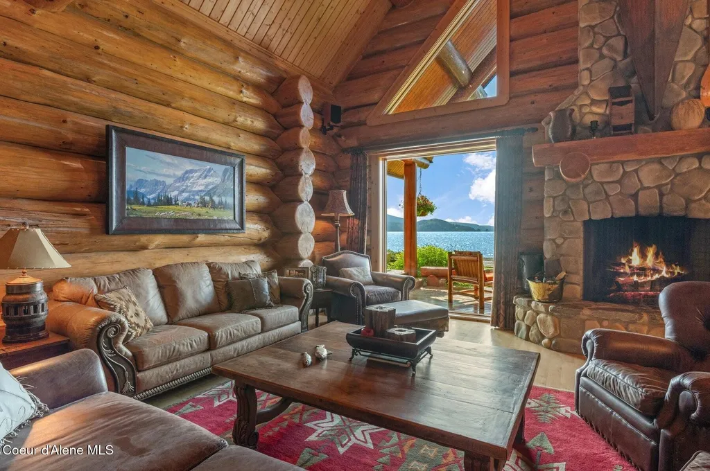 271 W Shore Lane Sandpoint ID 83864