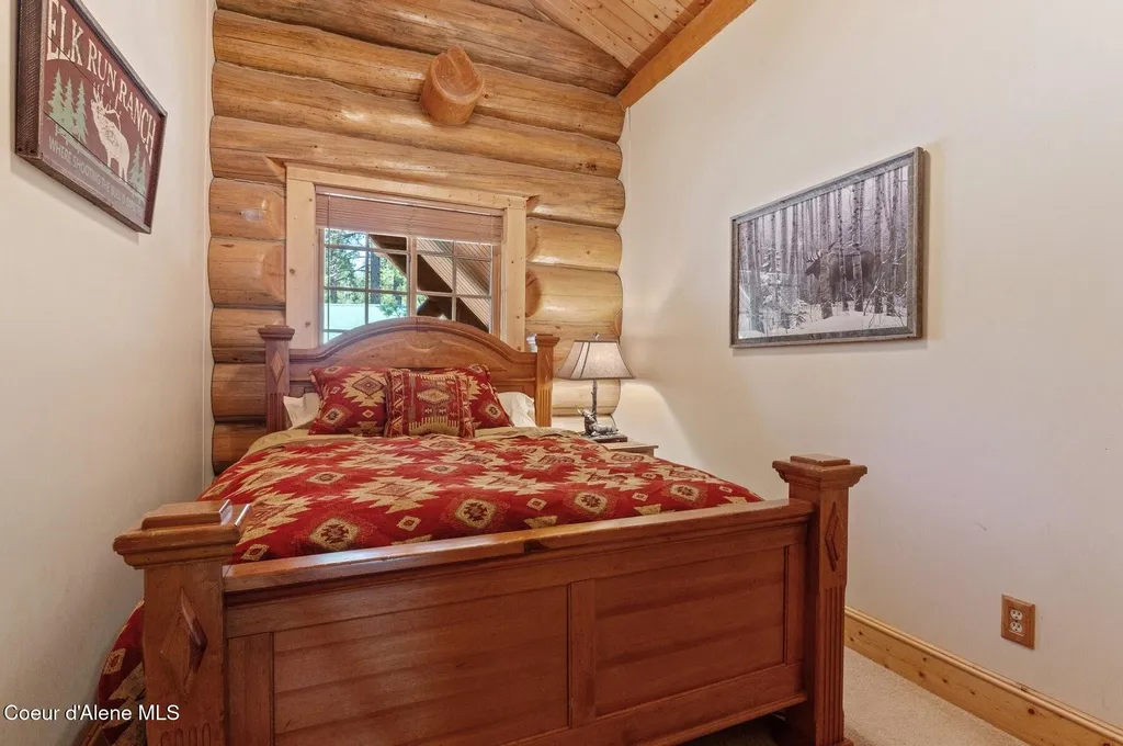 271 W Shore Lane Sandpoint ID 83864