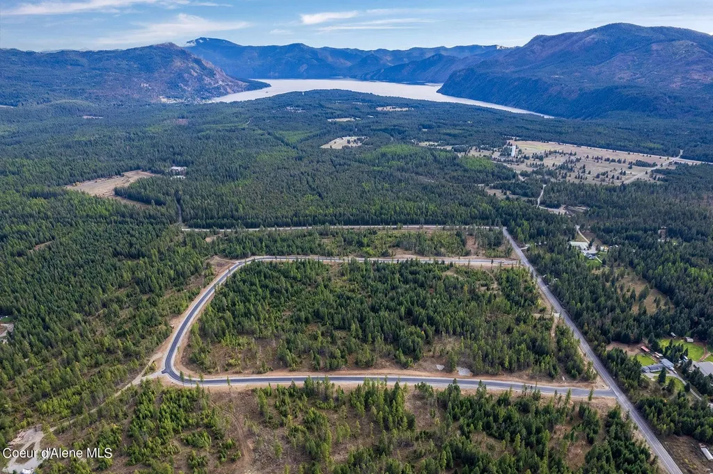 Lot 16 Bk1 Leonard Loop Athol ID 83801