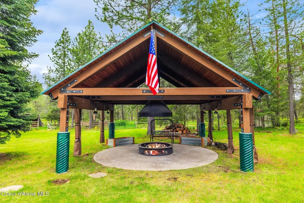 27464 N Timber Ridge Road Rathdrum ID 83858