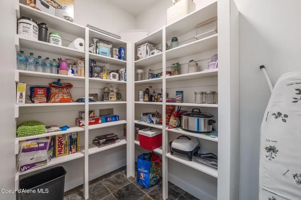 27464 N Timber Ridge Road Rathdrum ID 83858