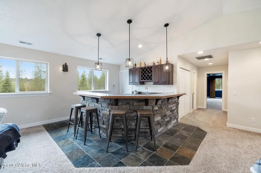 27464 N Timber Ridge Road Rathdrum ID 83858