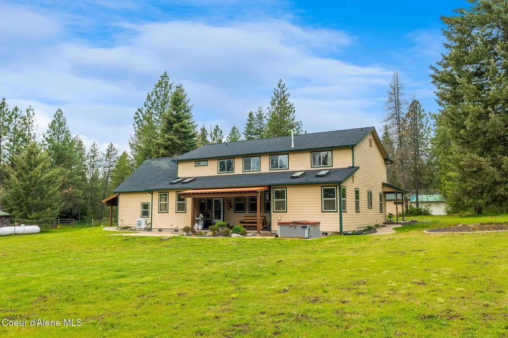27464 N Timber Ridge Road Rathdrum ID 83858
