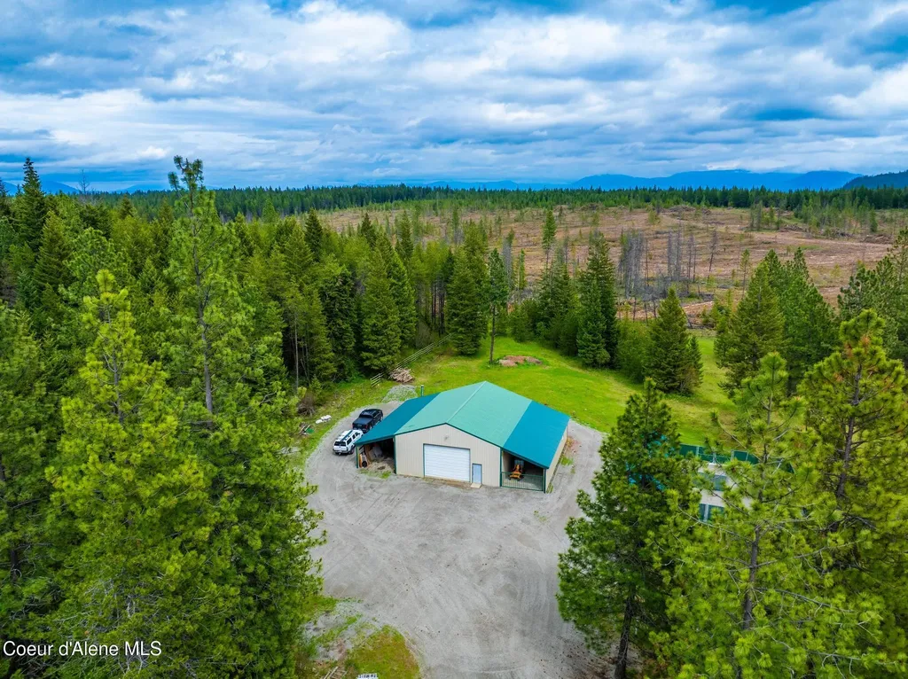 27464 N Timber Ridge Road Rathdrum ID 83858