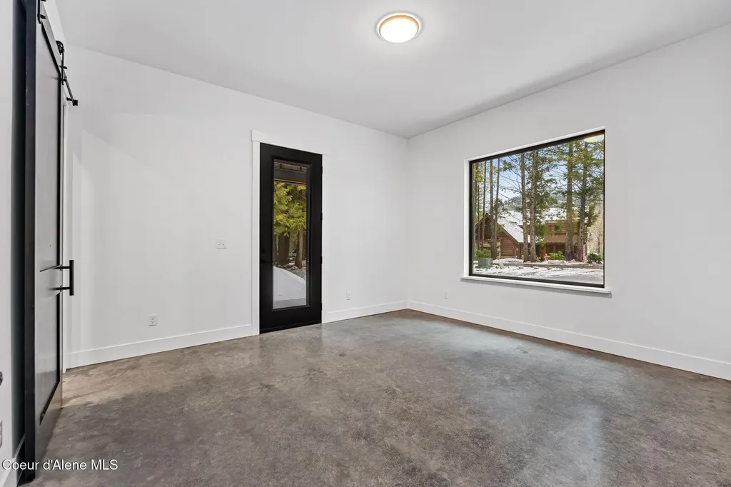 541 N Idaho Club Drive Sandpoint ID 83864