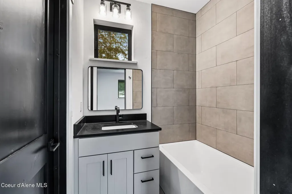 541 N Idaho Club Drive Sandpoint ID 83864