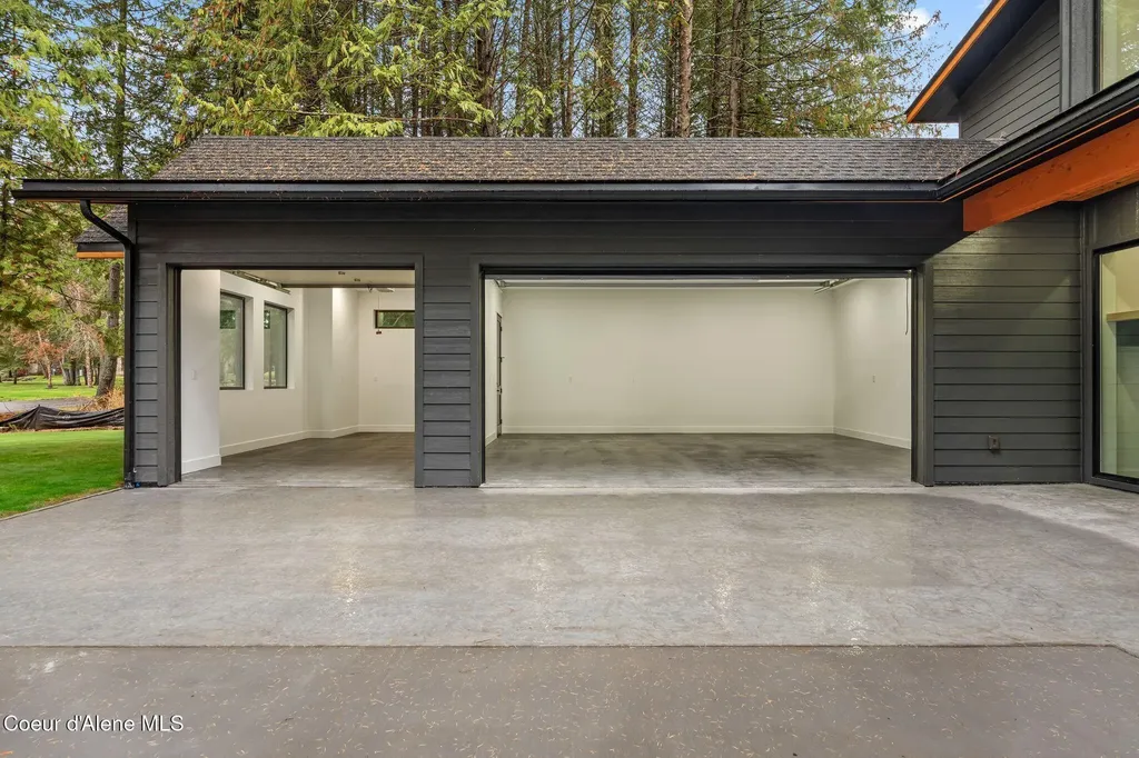 541 N Idaho Club Drive Sandpoint ID 83864