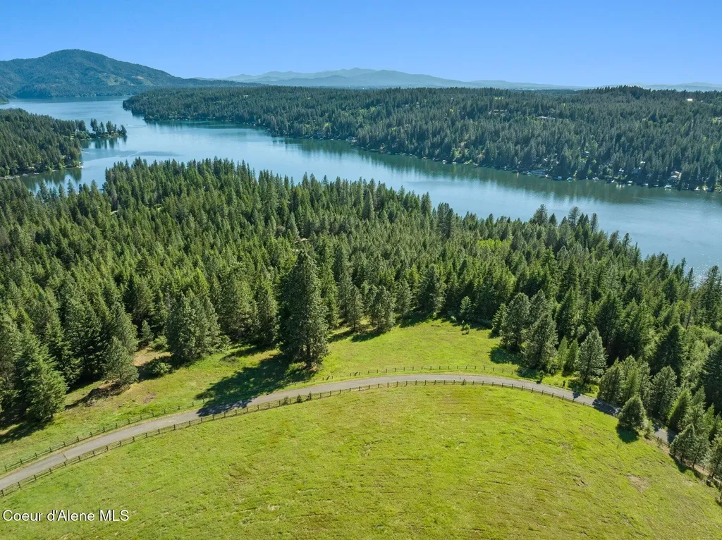 16529 N Triangle 7 Road Hayden ID 83835