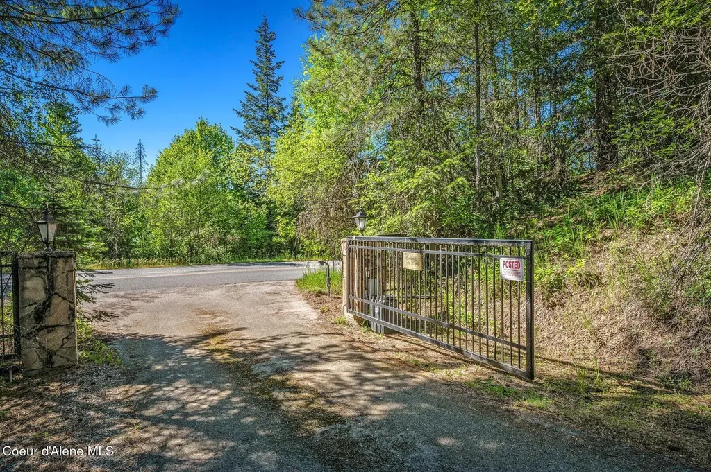 16529 N Triangle 7 Road Hayden ID 83835