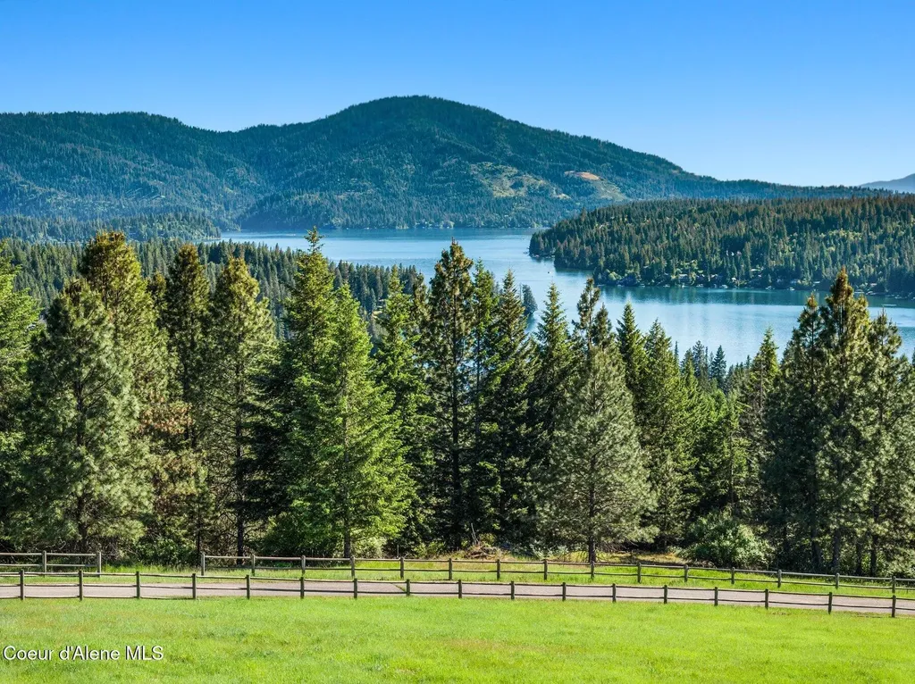 16529 N Triangle 7 Road Hayden ID 83835